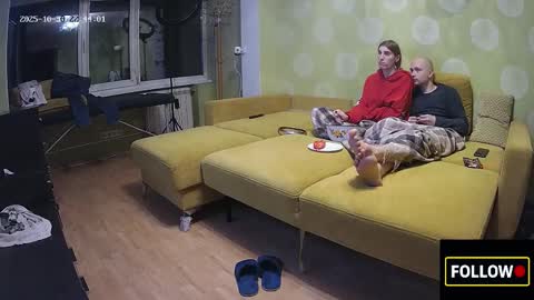 luuvteam online show from 10.30.25