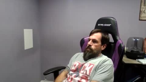 Snapshot of luv2likslit611455 chatting on 10.29.25 Luv2likslit online show from 10.29.25