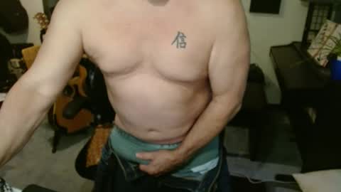 luv2tasteu67 online show from 11.04.25