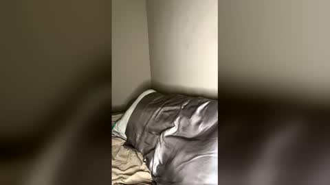 luvbug555 online show from 04.23.26