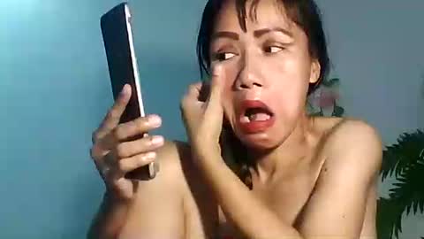 Snapshot of luvu4everxxx chatting on 10.01.25 Bee Bee online show from 10.01.25