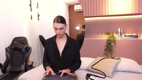 Luxa  online show from 03.20.26