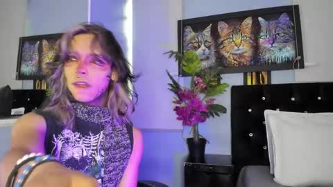 Luxiel 3 online show from 11.24.25