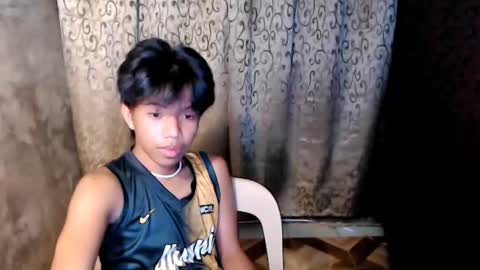 Snapshot of luxirfy_xx chatting on 11.08.25 luxirfy online show from 11.08.25