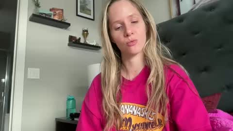 Lucylux1 online show from 12.03.24