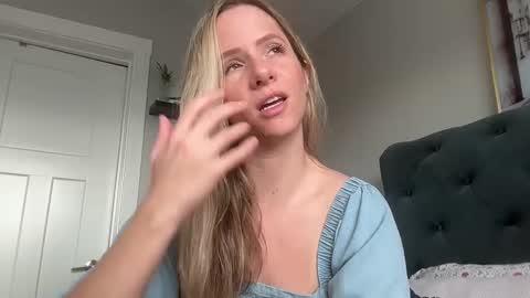 Lucylux1 online show from 03.10.25