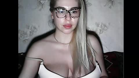 LuxSonyaStar online show from 01.19.25
