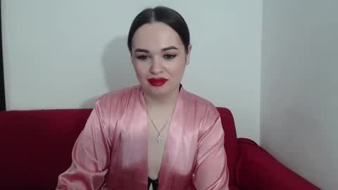Laura online show from 12.16.24