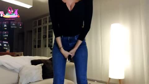 Luxymin online show from 02.17.25