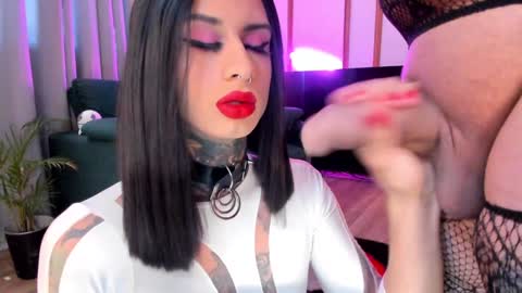 Lucy and Kristhy online show from 01.18.25