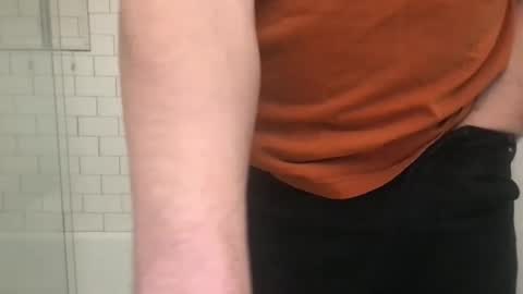 lvguynextdoor440656 online show from 12.03.25