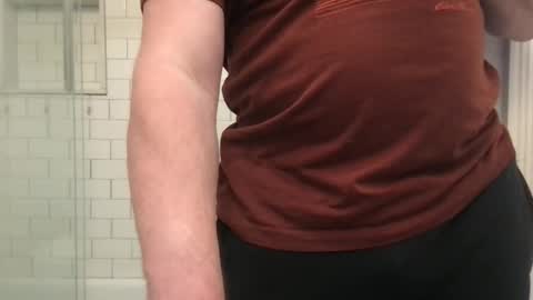 lvguynextdoor440656 online show from 05.17.26