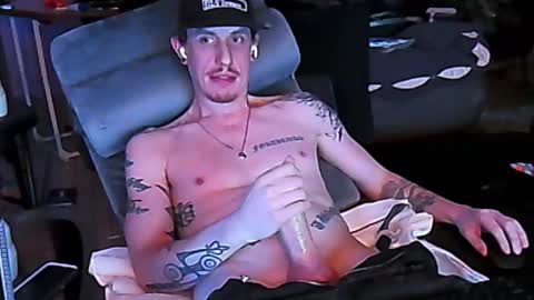 Snapshot of lwooda chatting on 01.05.25 lwooda online show from 01.05.25