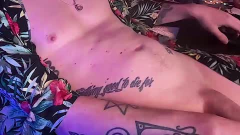 Snapshot of lwooda chatting on 01.06.25 lwooda online show from 01.06.25