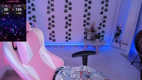 Snapshot of lya__ chatting on 12.23.24 Onlyfans Lya 02 online show from 12.23.24