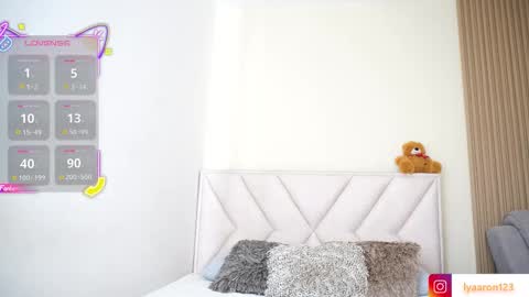 lya_aron_couple online show from 12.18.25