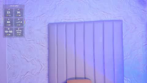 Snapshot of lya_dubois_ chatting on 07.18.26 LYA DUBOIS online show from 07.18.26