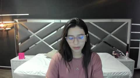 LYA SCOTT online show from 09.11.25