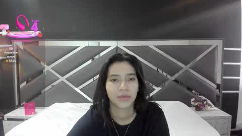 LYA SCOTT online show from 09.12.25