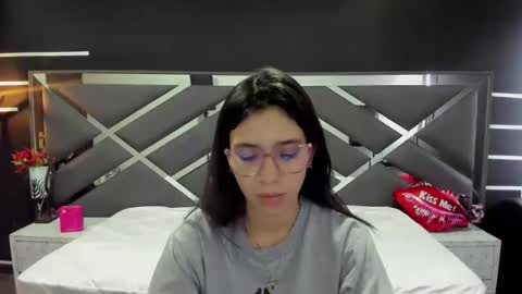 LYA SCOTT online show from 09.18.25