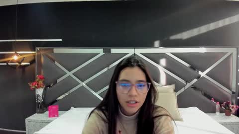LYA SCOTT online show from 09.21.25