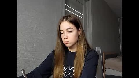 Mia online show from 12.19.25