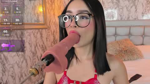 Lyen Rae  online show from 12.19.24