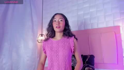 Lyhana Lee online show from 03.02.25