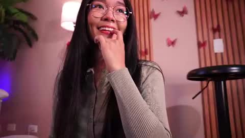 Snapshot of lyhana_lee chatting on 07.12.26 Lyhana Lee online show from 07.12.26