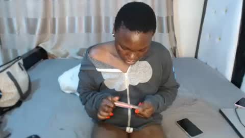 lyiajee online show from 11.04.25