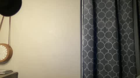 Snapshot of lylajades chatting on 02.11.25 Olivia online show from 02.11.25