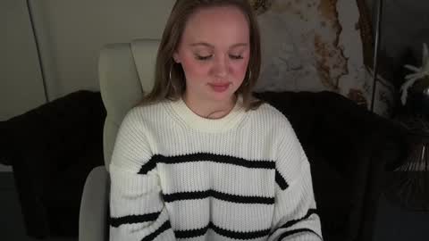 lylanimfa online show from 12.11.24