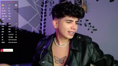 Snapshot of lylebennett_ chatting on 12.06.24 Lyle Bennett Freelance Model online show from 12.06.24