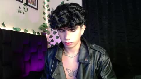 Snapshot of lylebennett_ chatting on 01.30.25 Lyle Bennett Freelance Model online show from 01.30.25