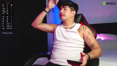 Snapshot of lylebennett_ chatting on 09.19.25 Lyle Bennett Freelance Model online show from 09.19.25