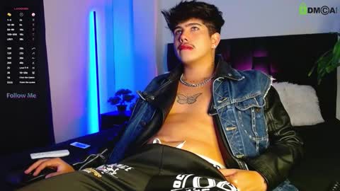 Snapshot of lylebennett_ chatting on 09.21.25 Lyle Bennett Freelance Model online show from 09.21.25