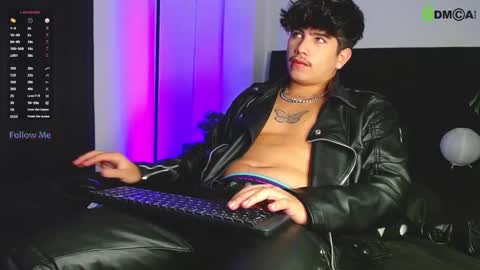 Snapshot of lylebennett_ chatting on 09.24.25 Lyle Bennett Freelance Model online show from 09.24.25