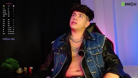 Snapshot of lylebennett_ chatting on 10.14.25 Lyle Bennett Freelance Model online show from 10.14.25