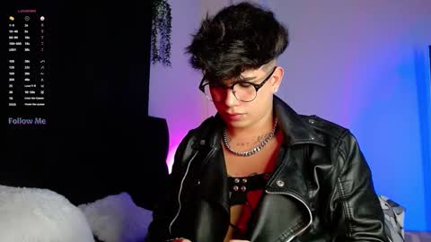 Snapshot of lylebennett_ chatting on 10.28.25 Lyle Bennett Freelance Model online show from 10.28.25