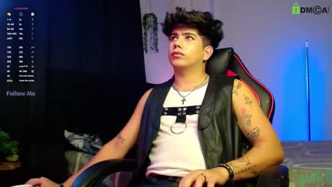 Snapshot of lylebennett_ chatting on 11.05.25 Lyle Bennett Freelance Model online show from 11.05.25