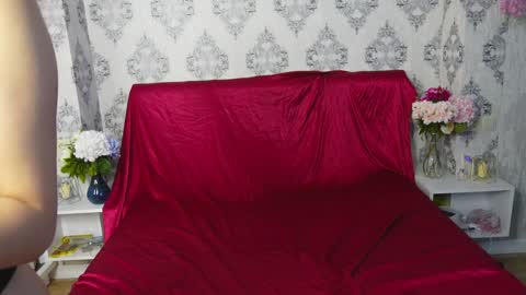 Lylian online show from 04.11.26