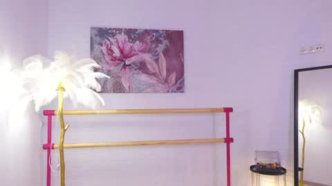 Lyly   online show from 01.27.25