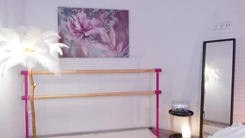 Lyly   online show from 03.04.25