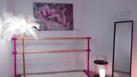 Lyly   online show from 03.10.25