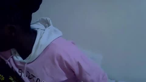 lyn_anna online show from 04.04.26