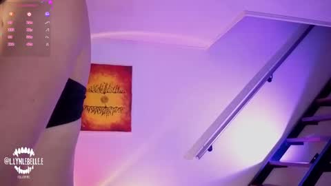 Snapshot of lyn_lebelle chatting on 11.11.25 Lyn online show from 11.11.25