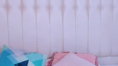 Lyn online show from 11.10.25