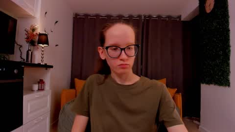 Sara online show from 02.23.25