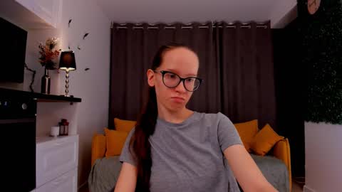 Sara online show from 02.23.25