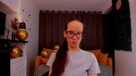 Sara online show from 02.24.25